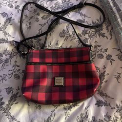 Dooney &Bourke