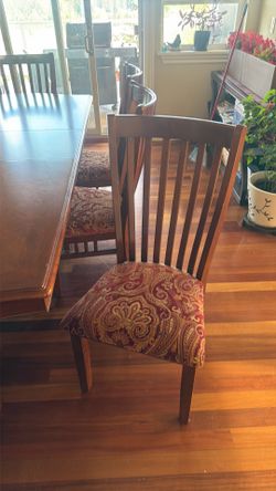 Dining room table 6 to 8 people