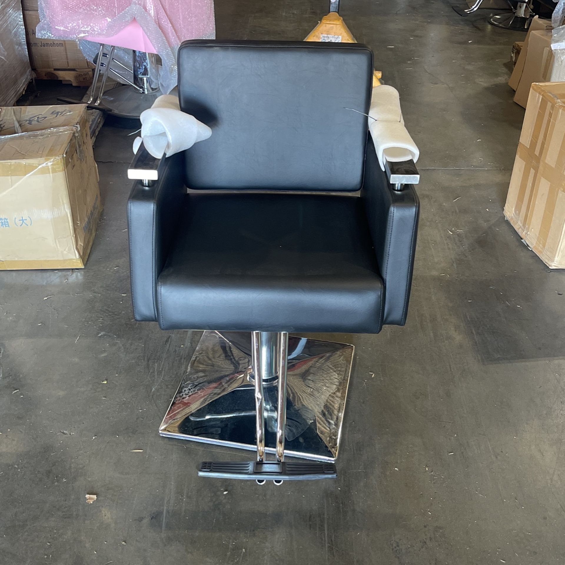 Salon Chair for Sale in San Lorenzo, CA OfferUp