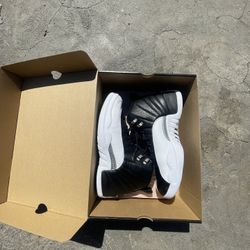 Jordan Playoff 12’s Size 12