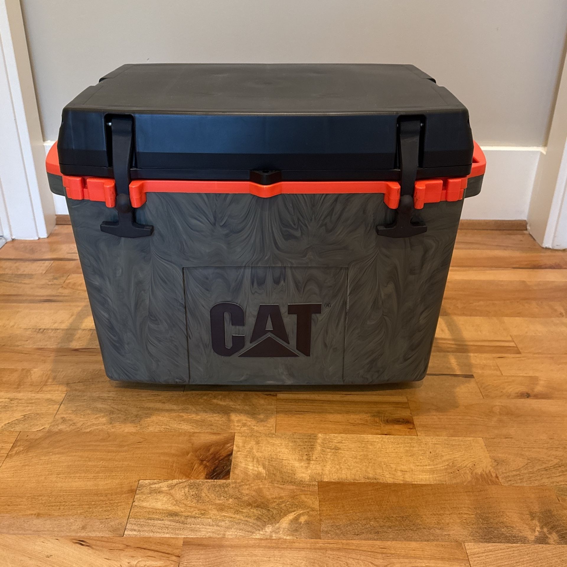 CAT 27 qt Hard Shell Cooler