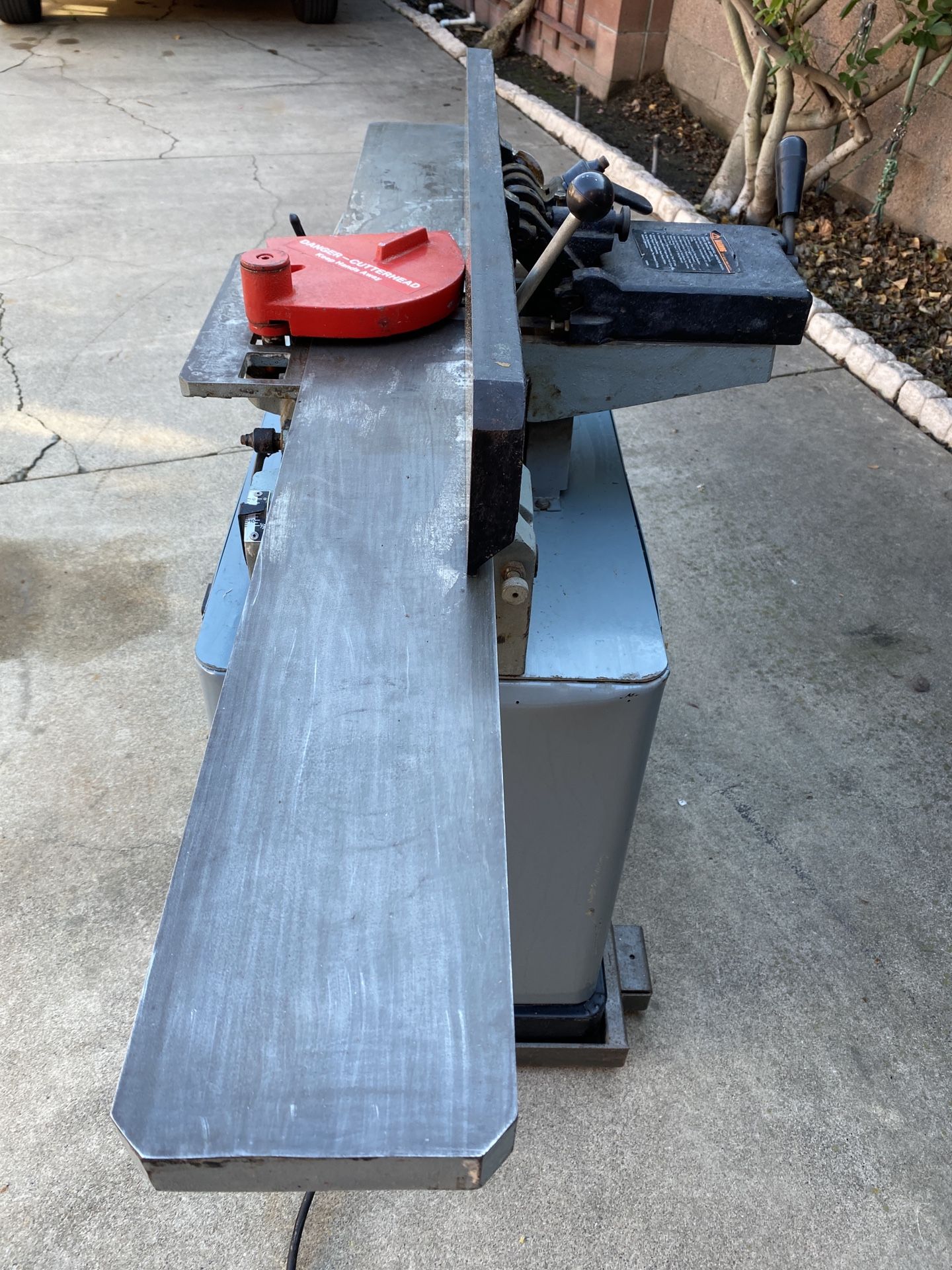Delta DJ15 6" jointer