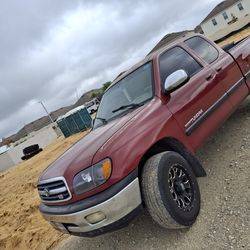 2002 Toyota Tundra SR5 4X2 engine 4.7