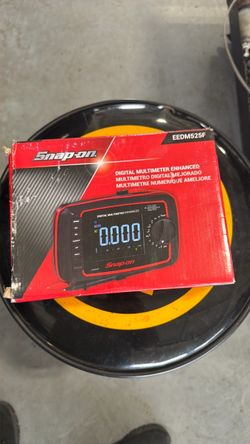 Snap on EEDM525F multimeter