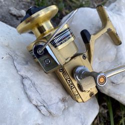 Vintage Daiwa GS-15 Gold Series Fishing Spinning Reel for Sale in Fort  Lauderdale, FL - OfferUp
