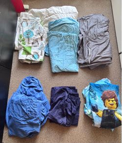Assorted Twin Kids' Bedding: Sheets, Duvet Covers, Mattress Protectors & Comforter's