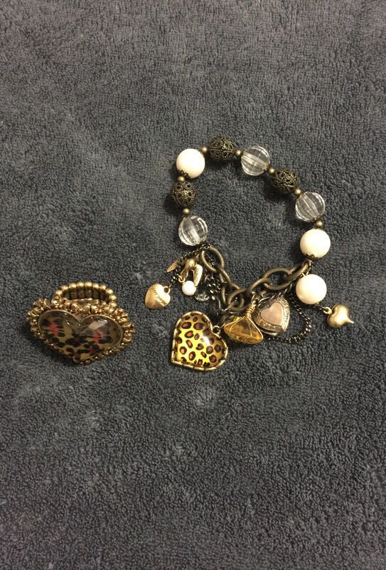 Betsy Johnson Bracelet and ring/ leopard edition