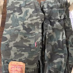 Levi Boys Pants Camo Print. Like New Size 10