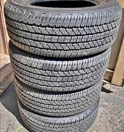 255 65 17 Goodyear tires Con 80% de Vida Las 4