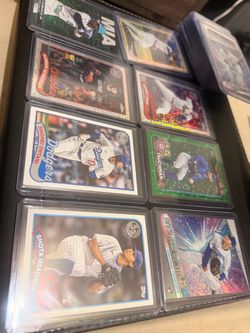 MLB card lot
