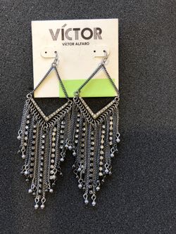 Victor earrings- new
