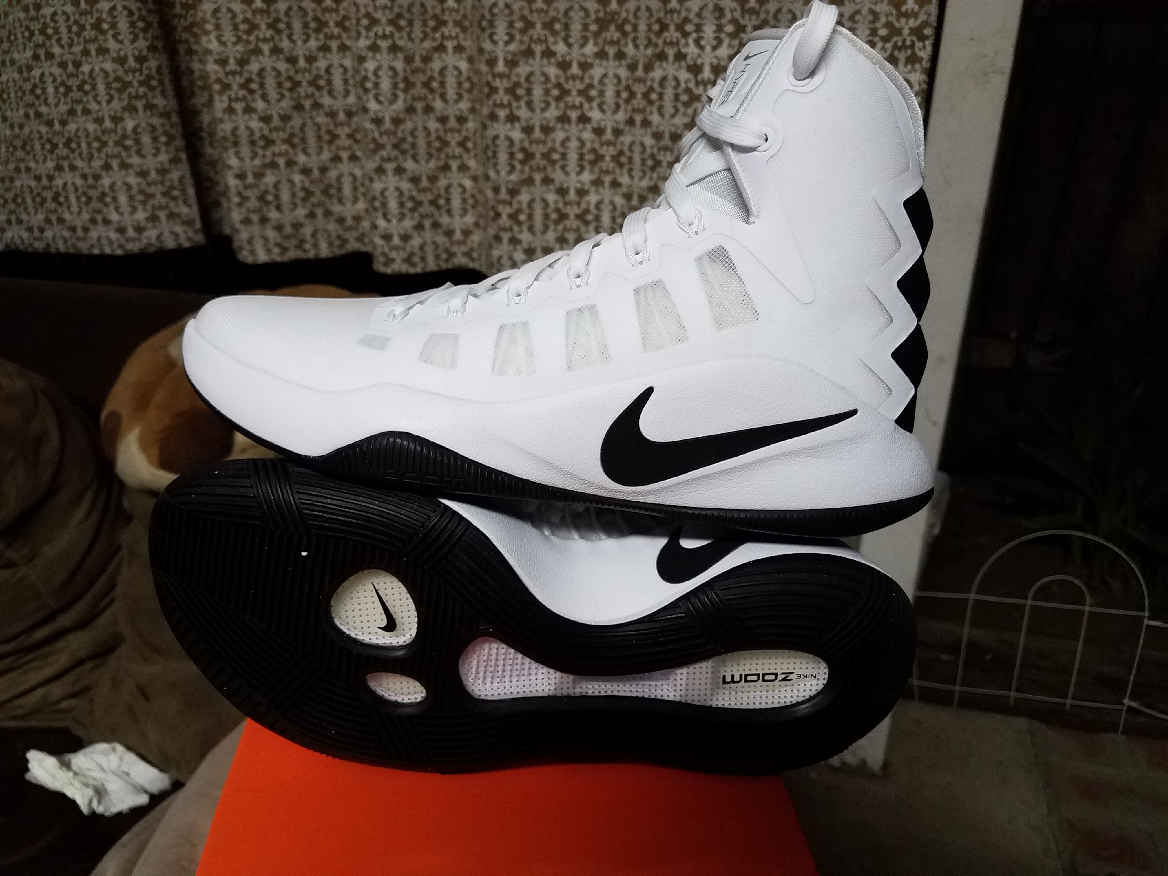 2016 Hyperdunk 9.5 $50, Women