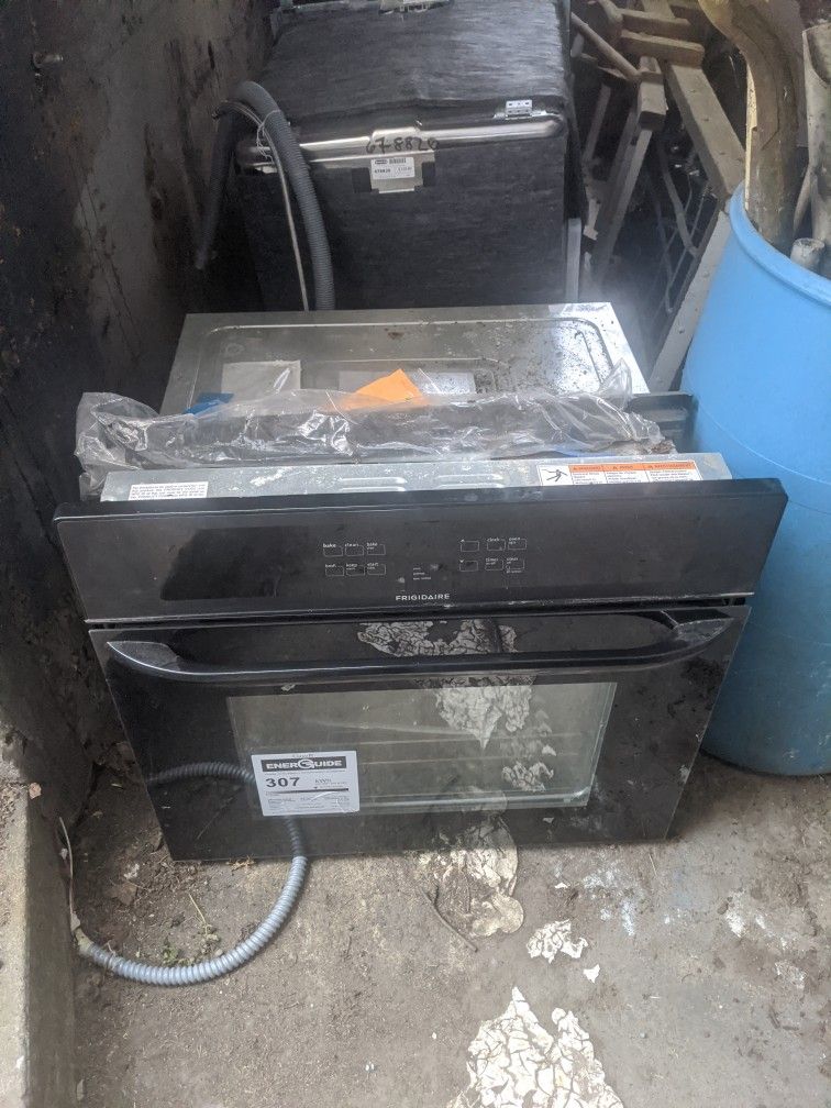 New Wall Oven