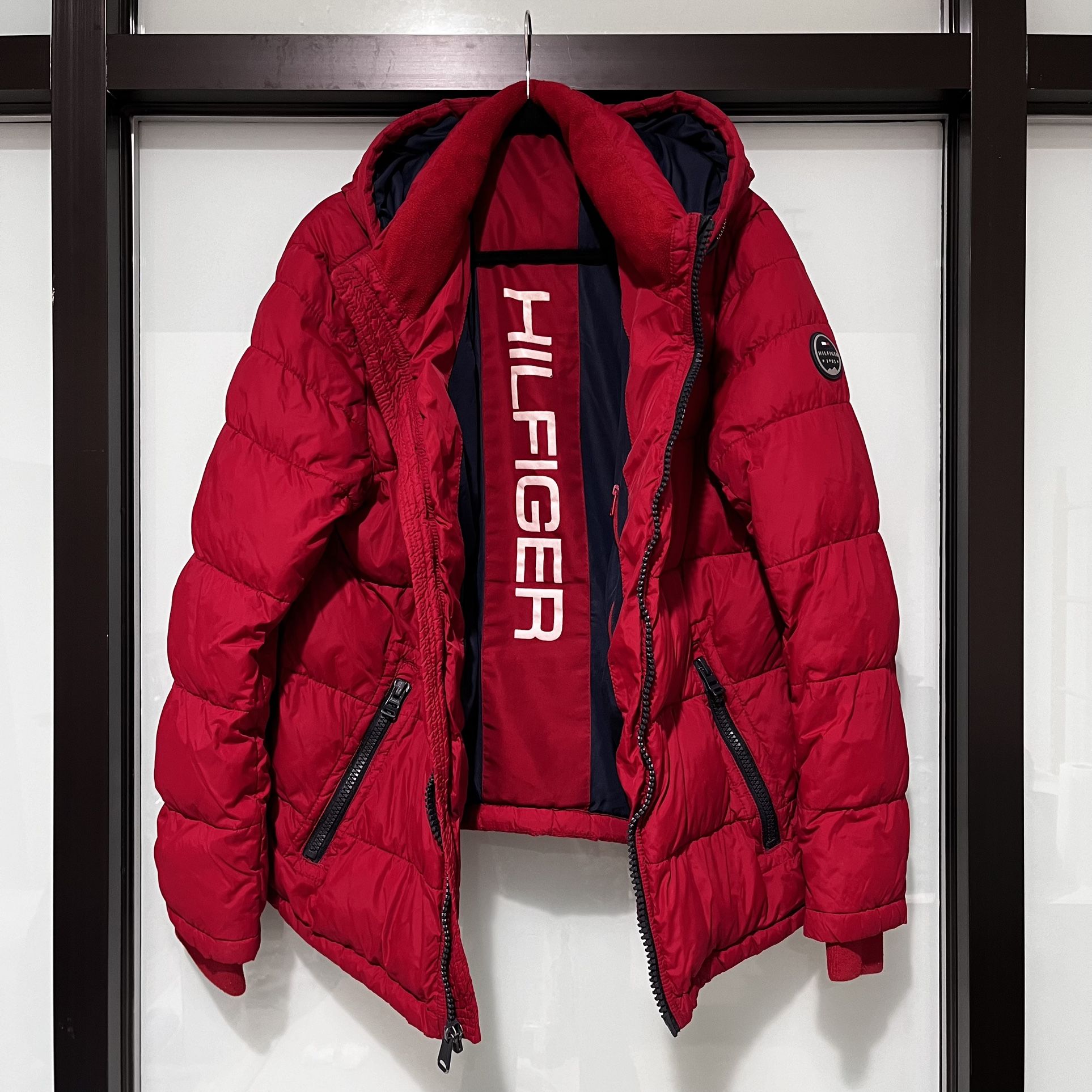 Fire Red Tommy Hilfiger Puffer Jacket In Medium For Men