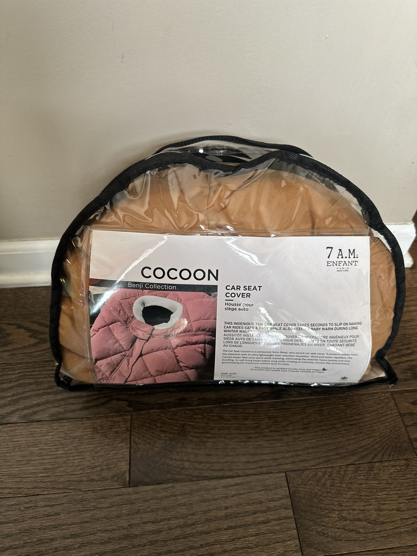 7am Enfant cognac quilted cocoon car seat cover