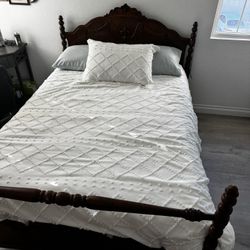 Antique Full Size Bed Frame (with or without new mattress and box spring!)