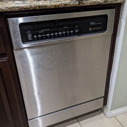 GE Triton Dishwasher Used