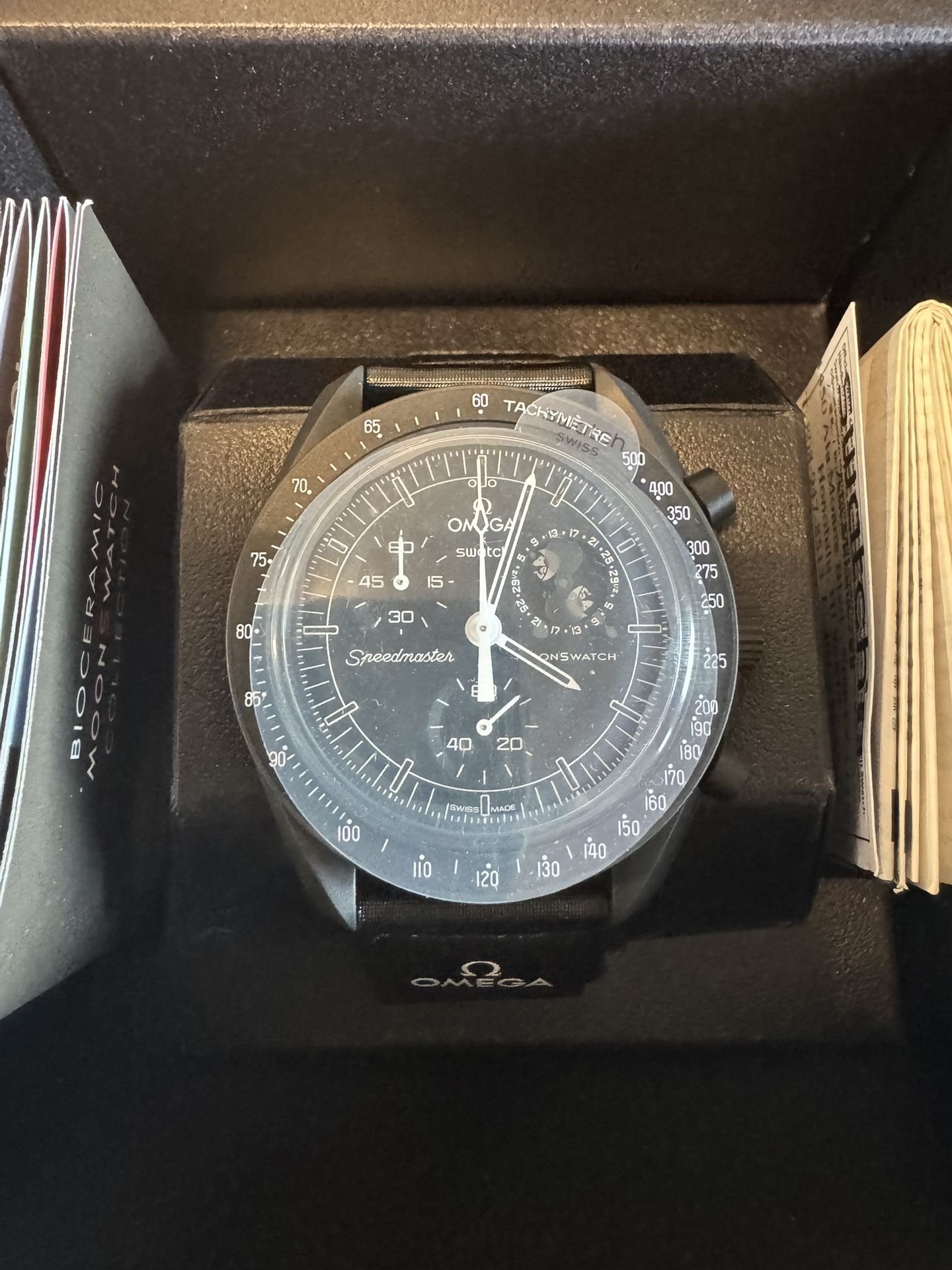 Swatch x Omega: Mission to the Moonphase - New Moon