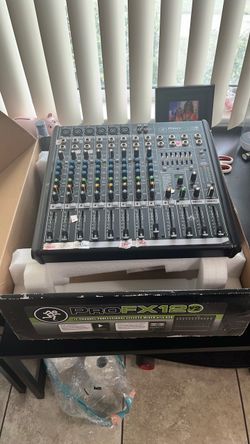 Mackie pro fx12 v2