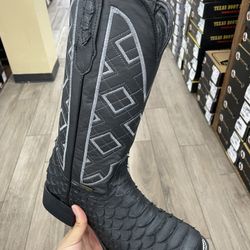 mens western boots