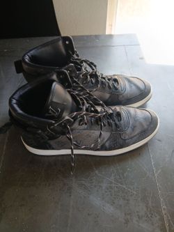 LV shoes