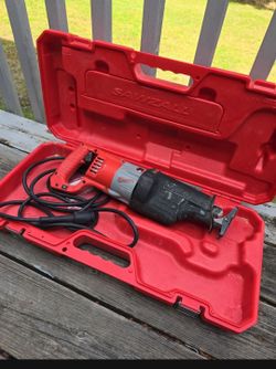 MILWAUKEE RECIPROCATING SAW WITH SPEED CONTROL AND CASE