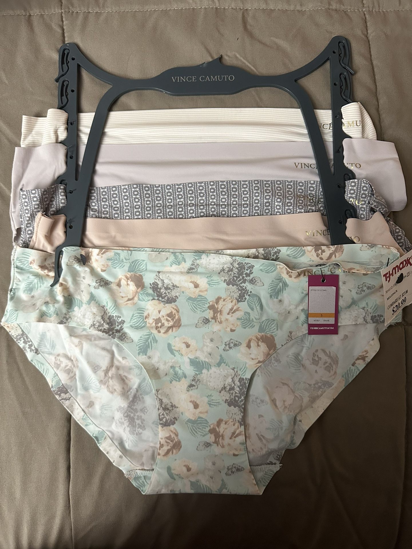 Vince Camuto Bikini Underwear /Náutica