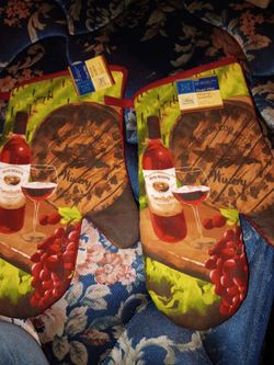 Oven mitts