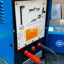 Miller Thunderbolt 225V AC Welder And Miller TC -150 DC Converter 