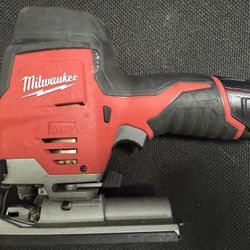 Milwaukee M12 Jigsaw 