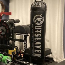 Outslayer Muay Thai Kickboxing Boxing Punching Bag - Excellent Condition - Retails For $450