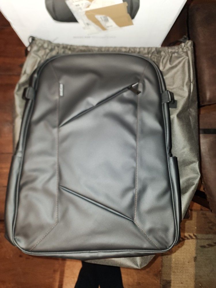 MAXCAM Waterproof Backpack