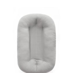 Snuggle me organic lounger 