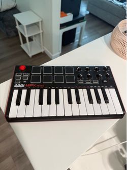 Akai MPK mini MIDI Keyboard Controller