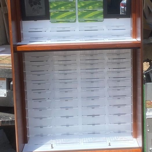 Maui Jim sunglass display case for sale OBO