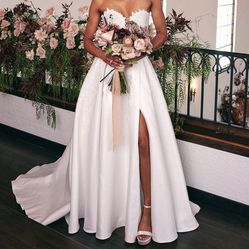 Lulus Wedding Dress - New With tags! 