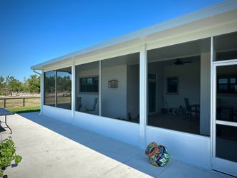 Custom Pergolas, Patio Covers, Decks, Screen Enclosures