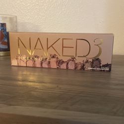 Urban Decay Naked 3 Eyeshadow Palette