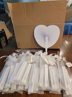 Heart shaped fans for wedding