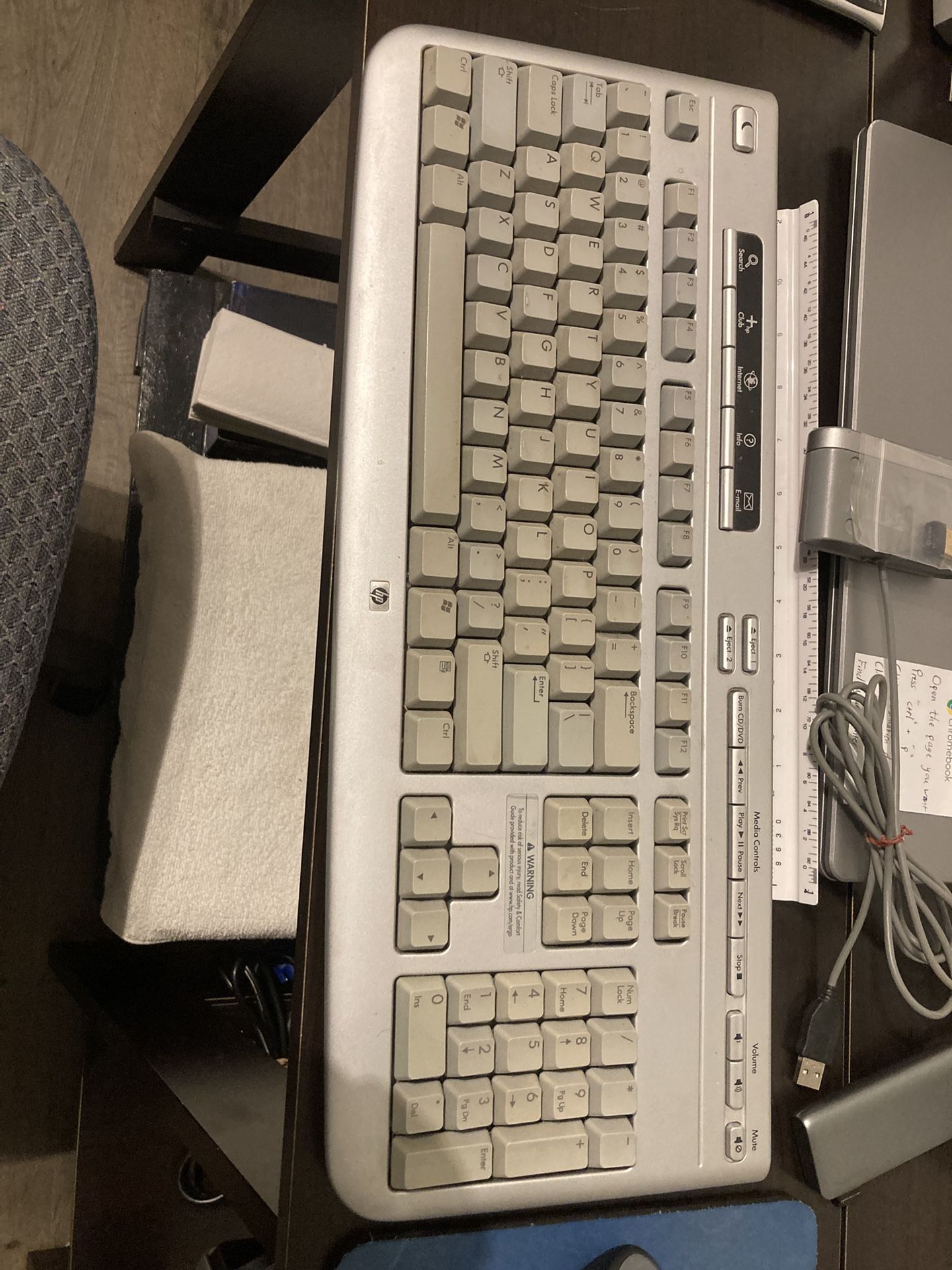 Wireless HP Key Board With Lots of Functions 