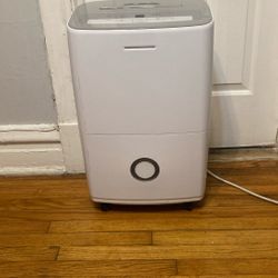 FRIGIDAIRE Dehumidifier 