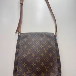 Louis Vuitton Salsa Purse 