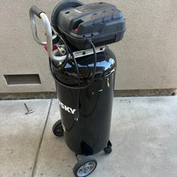 Husky
20 Gal. 200 PSI Oil Free Portable Vertical Electric Air Compressor
