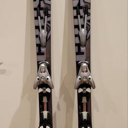 Salomon "Crossmax" 161 Cm All-Mountain Skis With Adjustable  Salomon Bindings.   Great Condition. 