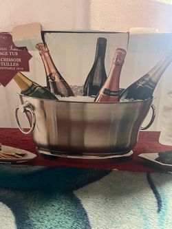 Stainless steel beverage tub