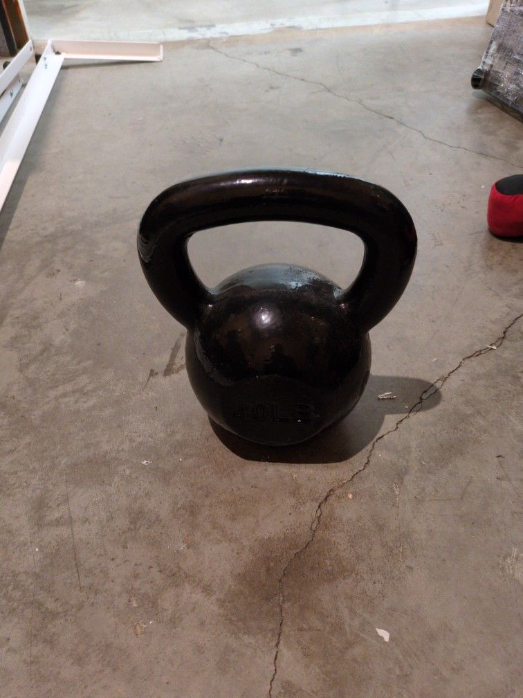 40 lb Cast Iron Kettlebell