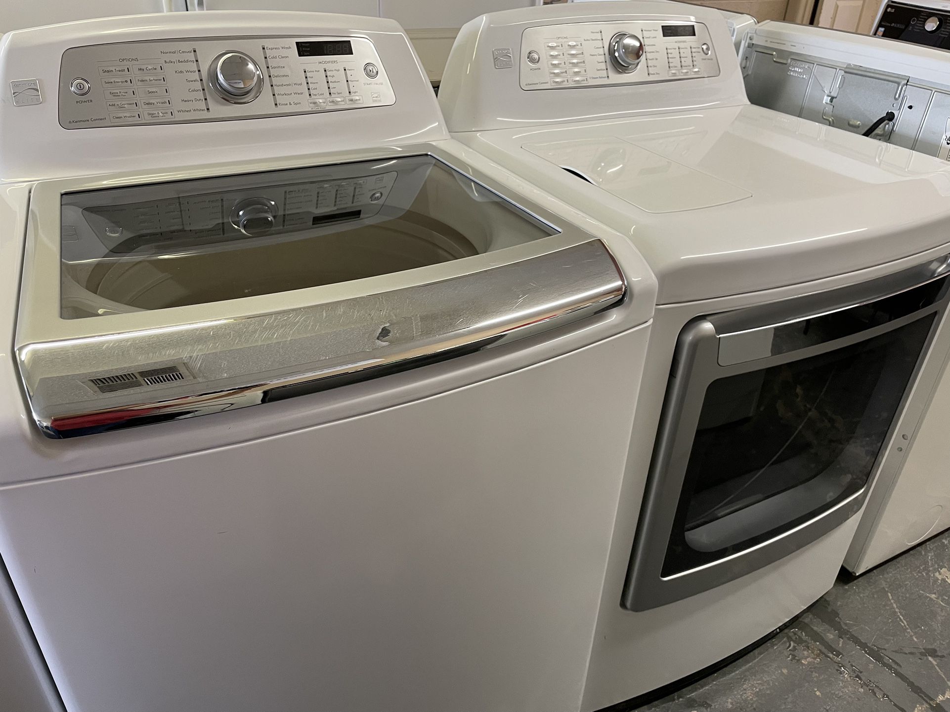 Kenmore* Elite 4.7cu.ft Top Load Washer and 7.4cu.ft Gas Dryer Set 
