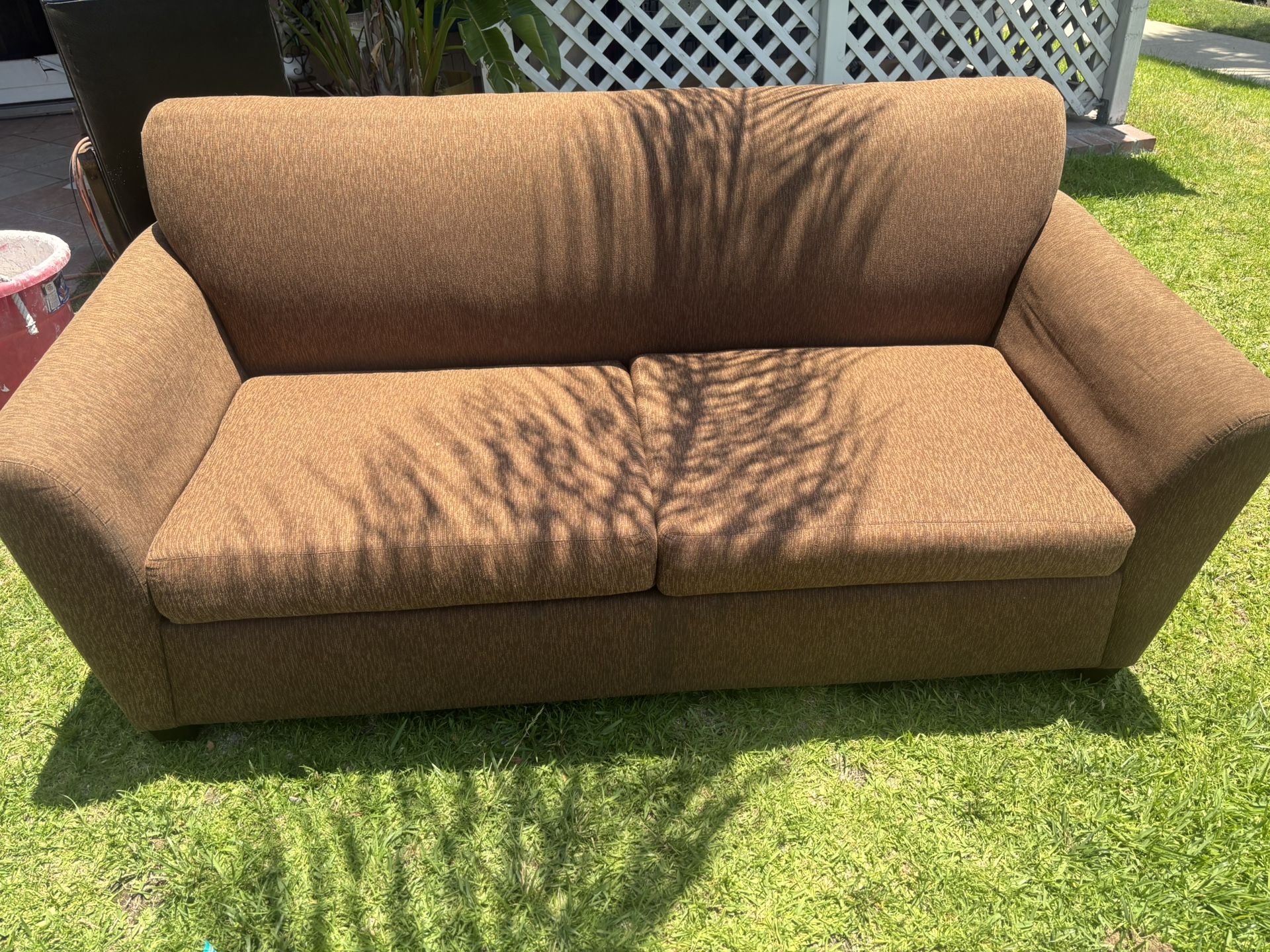Couch/bed