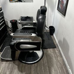 Barber Chair 