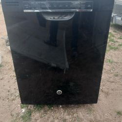 Dishwasher Good Condition  Was Removed For A Remodeling 
